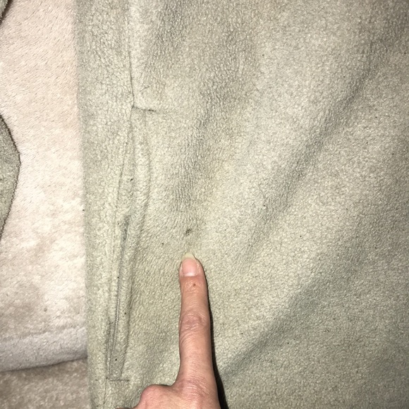 Izod performance X small tan quarter zip fleece jacket damaged 💕 - Picture 4 of 11